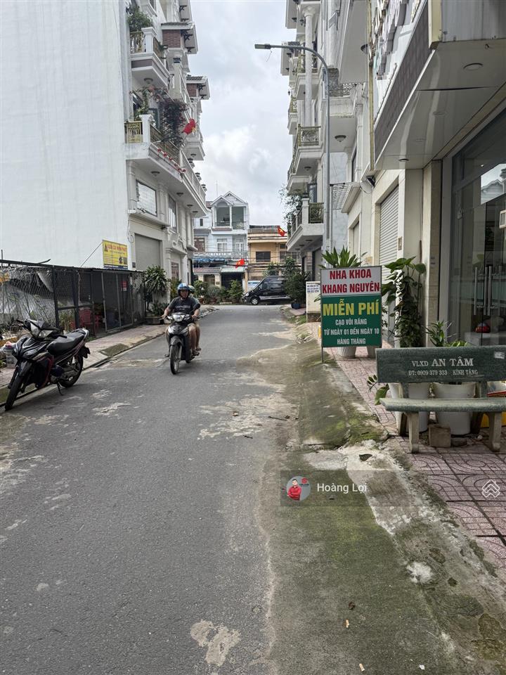 Bán nhà hẻm 703/22 lê trong tấn,tphcm dt 4x14m (full nội thất) 4lầu 5pn,6wc. 6.05ty