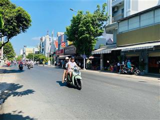 Bán nhà mt kinh doanh  đường độc lập. dt 4x10,5m, 1 lầu. giá 5,9 tỷ