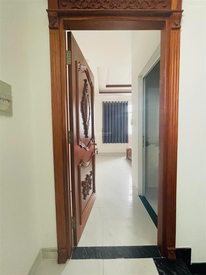 Tòa nhà 6 tầng vip  mặt tiền sung độc lập  tân phú ( nhà đẹp nội thất cao cấp + thang máy )