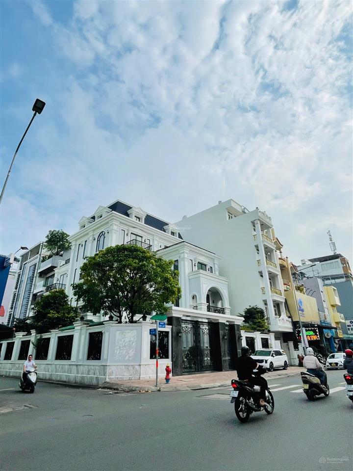 Tòa nhà 6 tầng vip  mặt tiền sung độc lập  tân phú ( nhà đẹp nội thất cao cấp + thang máy )