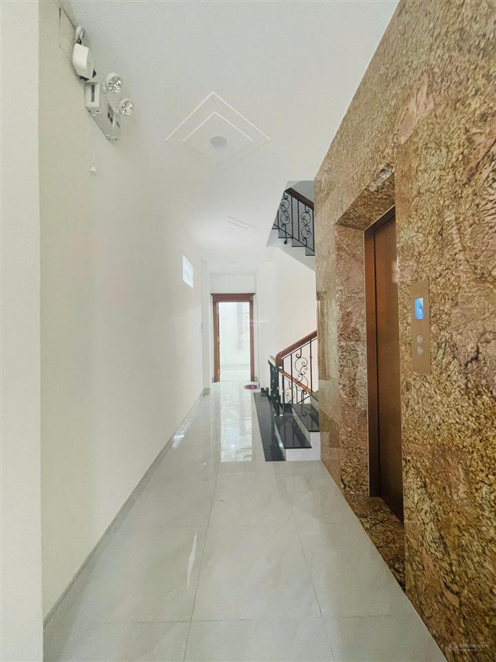 Tòa nhà 6 tầng vip  mặt tiền sung độc lập  tân phú ( nhà đẹp nội thất cao cấp + thang máy )