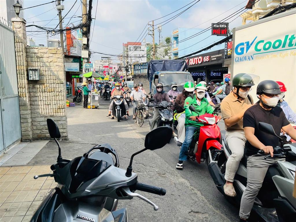 Mặt tiền sung tân kỳ tân quý  ngay trường chinh  sắp mở rộng 30m ( 4.6x30m ) tài chính chỉ 18 tỷ