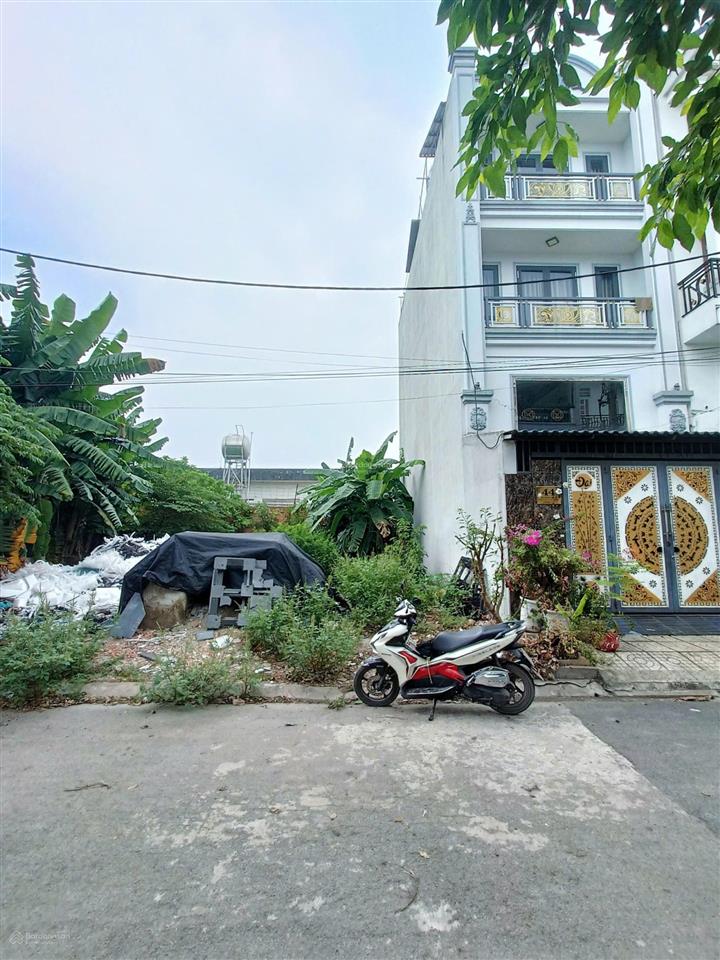 Đất 5 x 17,2m đường phạm văn sáng, gần chợ đại hải hóc môn