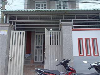 Nhà 2 tầng ở đường tân hiệp 4, gần trường trung cấp bách nghệ tphcm
