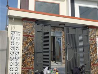 Nhà 2 tầng xây mới 5 x 19m, đường xuân thới thượng 25, gần chợ xuân thới thượng