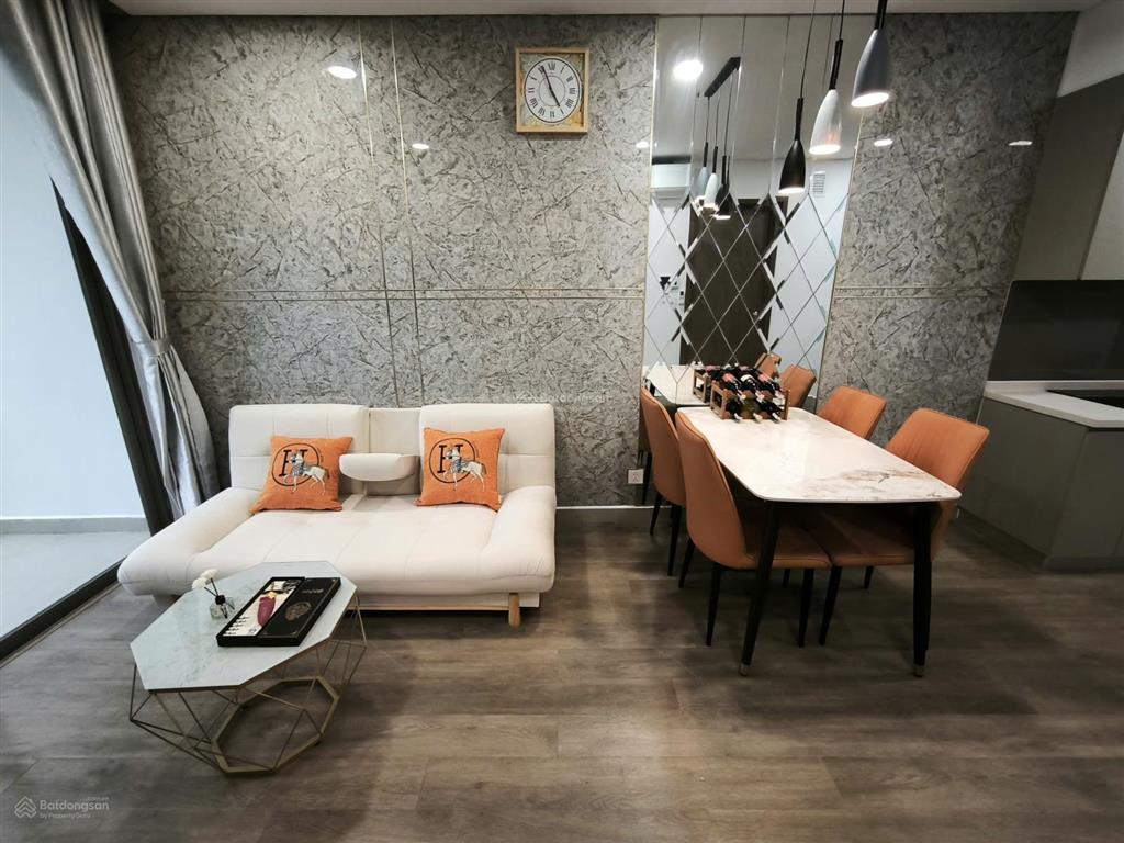 Chính chủ bán river panorama  2pn, 1wc  đã nhận sổ hồng  có hỗ trợ vay  full nội thất mới