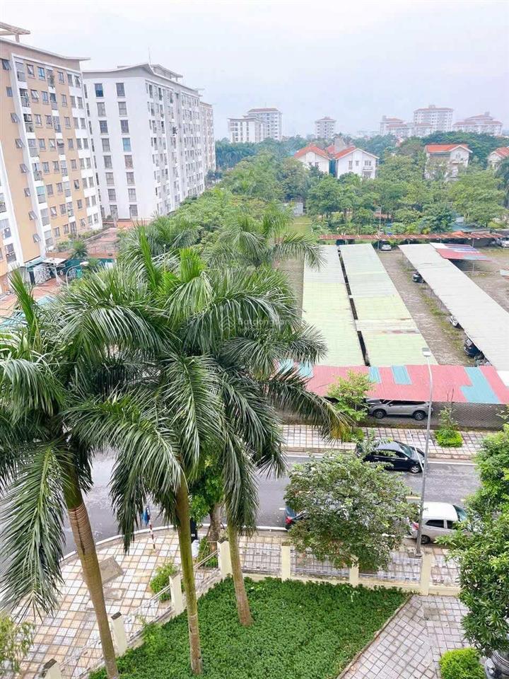 Chính chủ bán căn góc 70m đặng xá sẵn nội thất.giá chỉ 3,x tỷ.  0397 041 *** e lộc