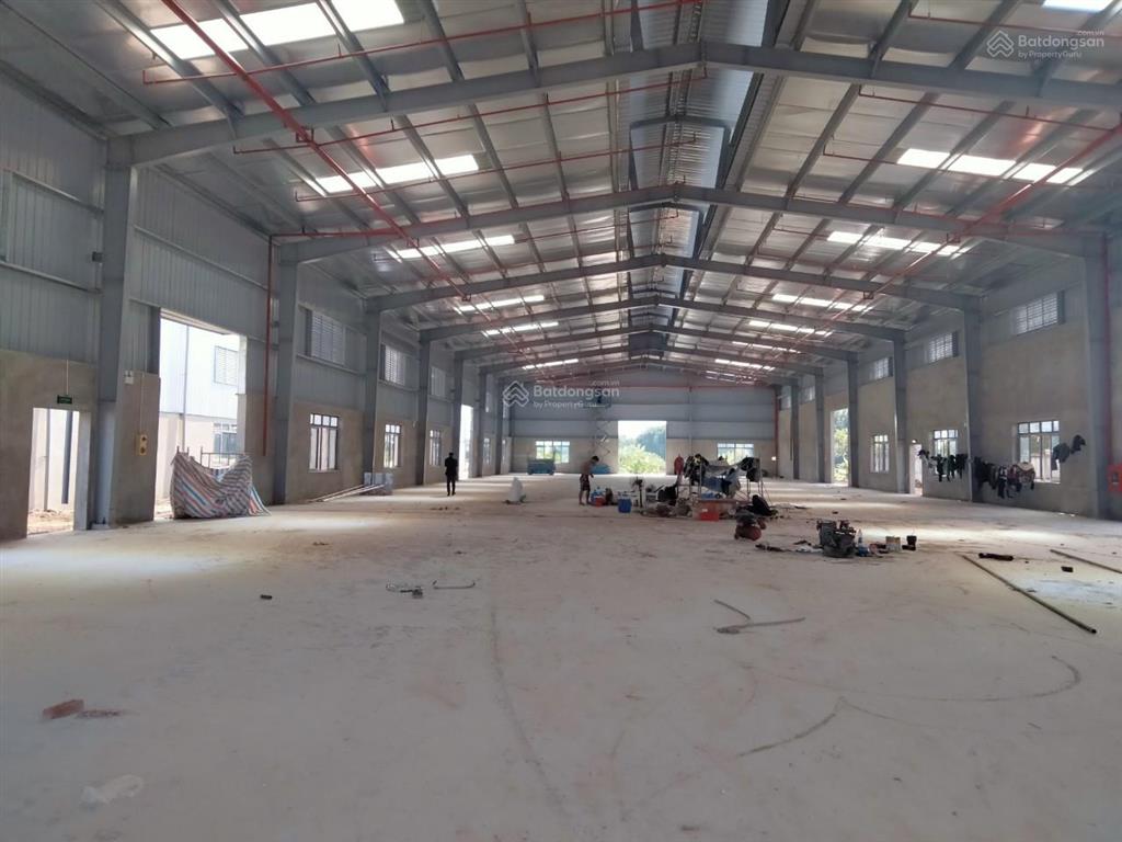 Cho thuê kho xưởng dt 10000m2(1000m 3000m 6000m) kcn quang minh, xưởng mới cao, pccc nghiệm thu