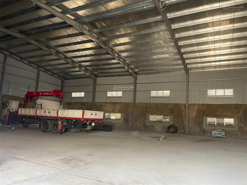 Cần cho thuê kho xưởng trong và ngoài kcn phùng, 5000m2, pccc nghiệm thu