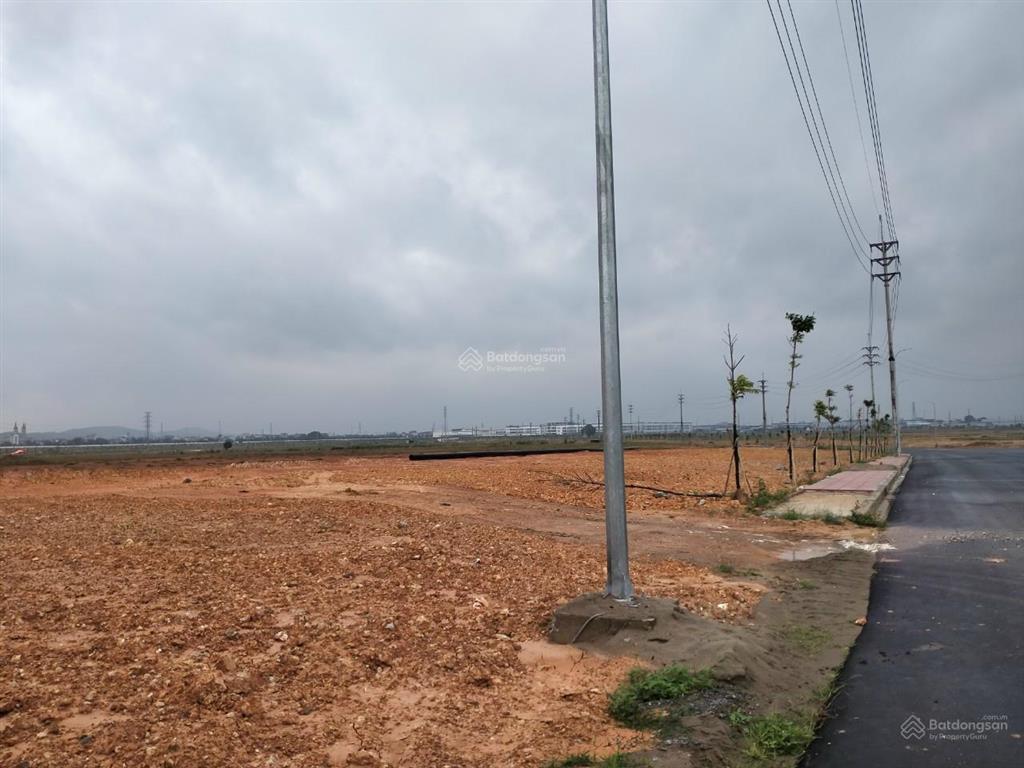 Cần chuyển nhượng đất xưởng kcn bá thiện, kcn trong tỉnh dt 5ha, hạ tầng sạch nhận bàn giao đất