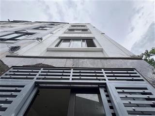 Chính chủ bán căn nhà 4 tầng 36m2 tại trung tâm thạch bàn, long biên