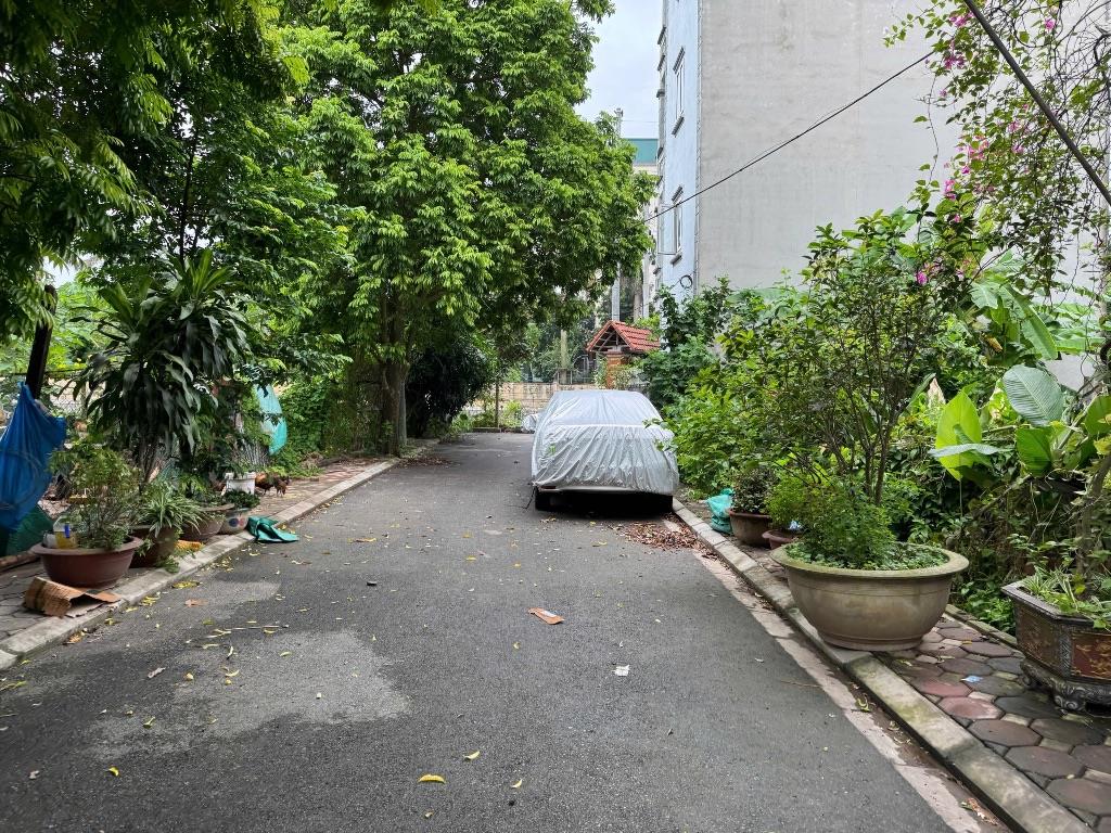 Chính chủ gửi bán lô đất đẹp nằm tại trung tâm khu tái định cư Cổ Bi, Gia Lâm