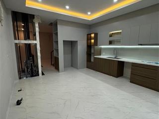 Bán nhà 6 tầng thang máy ô tô đỗ cửa khu phân lô tại phố Vương Thừa Vũ, Thanh Xuân