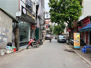 Cần tiền sang tên gấp dãy trọ 4 tầng mặt đường kinh doanh Cửu Việt, Trâu Qùy, Gia Lâm 