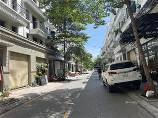 Cần sang nhượng gấp căn shophouse hải phát hướng đông nam tại trâu quỳ, gia lâm