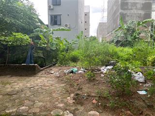 Cần tiền chị gái muốn bán nhanh lô đất đẹp View vườn hoa tại trung tâm khu tái định cư Trâu Quỳ