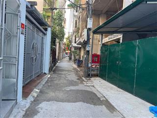Chị gái cần tiền bán gấp mảnh đất thổ cư đường thông ô tô con tại Trâu Qùy, Gia Lâm 
