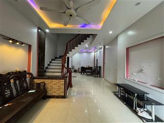 Chính chủ cần bán gấp căn nhà 4 tầng đẹp tại trung tâm Làng Cam, Cổ Bi, Gia Lâm