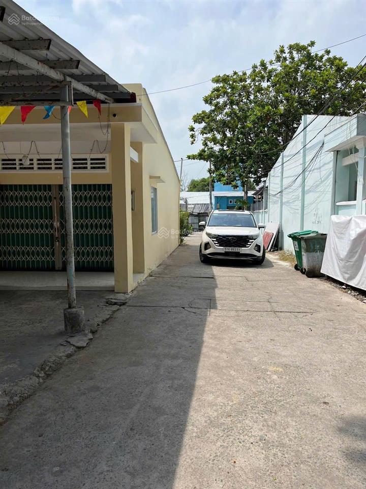 Bán đất thổ cư gần ubnd cần giờ, trung tâm y tế cần thạnh 7.3x24m full thổ cư giá chí 8.1 tỷ