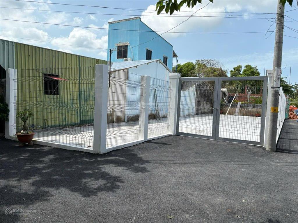 Bán đất thổ cư gần ubnd cần giờ, trung tâm y tế cần thạnh 7.3x24m full thổ cư giá chí 8.1 tỷ