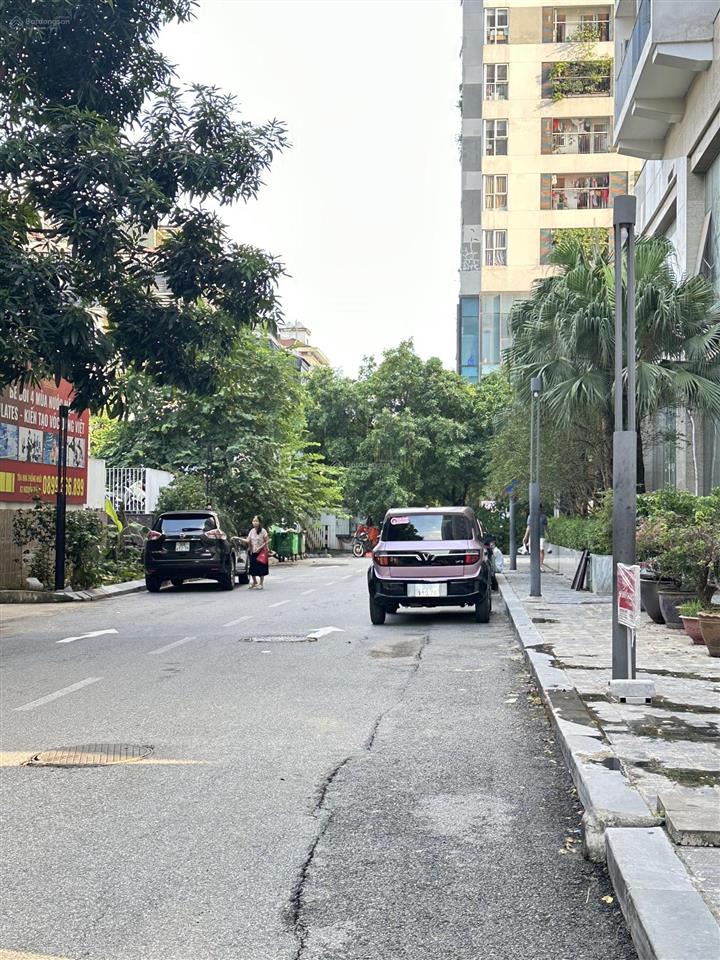 Hàng hiếm  tại lk 82 nguyễn tuân, thanh xuân, khu vip nhất nhì quận, thang máy, giá hợp lý