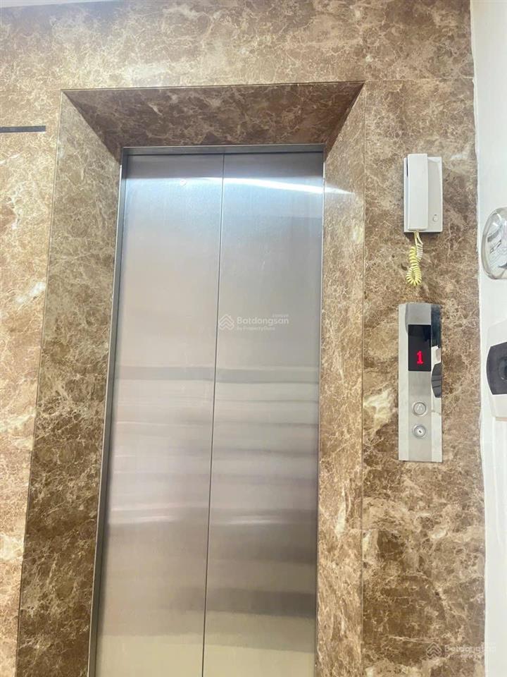 Hàng hiếm  tại lk 82 nguyễn tuân, thanh xuân, khu vip nhất nhì quận, thang máy, giá hợp lý