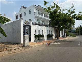 Đất biệt thự view sông sài gòn, full thổ, sổ riêng, 245m2=10x24,5  mt đường nhựa 8m, giá 36,3tr/m2