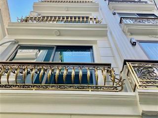 Phố dịch vọng 40m2, 6 tầng thang máy  xây mới  gần phố  giá 10.3 tỷ.