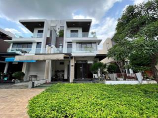 Biệt thự hoàn thiện dt 230m2 bán 30 tỷ  0774 659 *** hương
