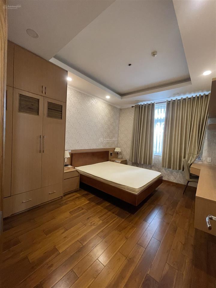 Biệt thự đơn lập dt 300m2 full nội thất giá 42 tỷ tl gọi hương