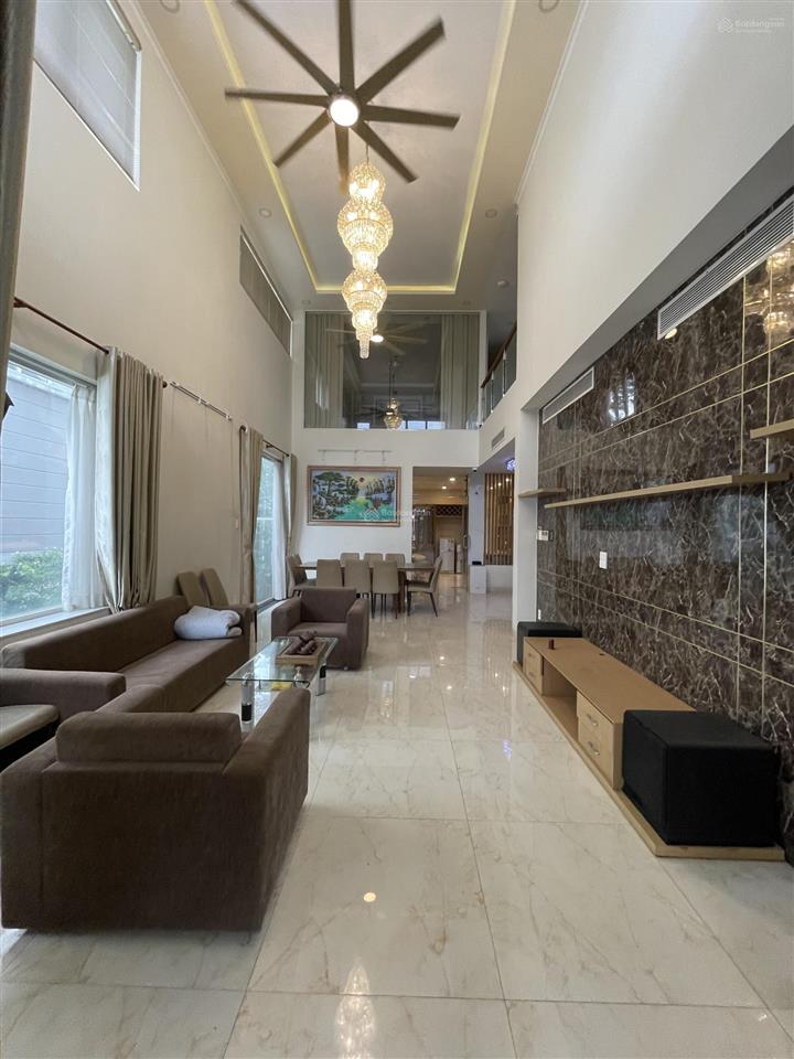 Biệt thự đơn lập dt 300m2 full nội thất giá 42 tỷ tl gọi hương