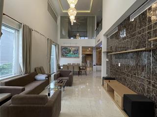 Biệt thự đơn lập dt 300m2 full nội thất giá 42 tỷ tl gọi hương