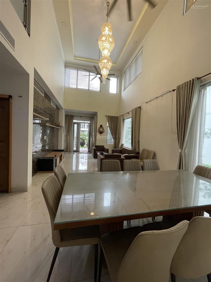 Biệt thự đơn lập dt 300m2 full nội thất giá 42 tỷ tl gọi hương