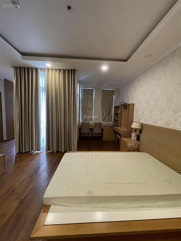 Biệt thự đơn lập dt 300m2 full nội thất giá 42 tỷ tl gọi hương