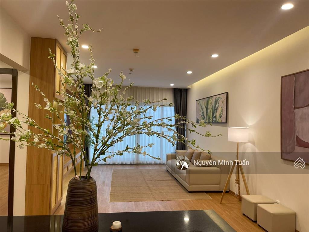 Bán chung cư lancaster núi trúc, ba đình 116m 3pn 2vs nhà đẹp có slot ô tô view hồ ngọc khánh