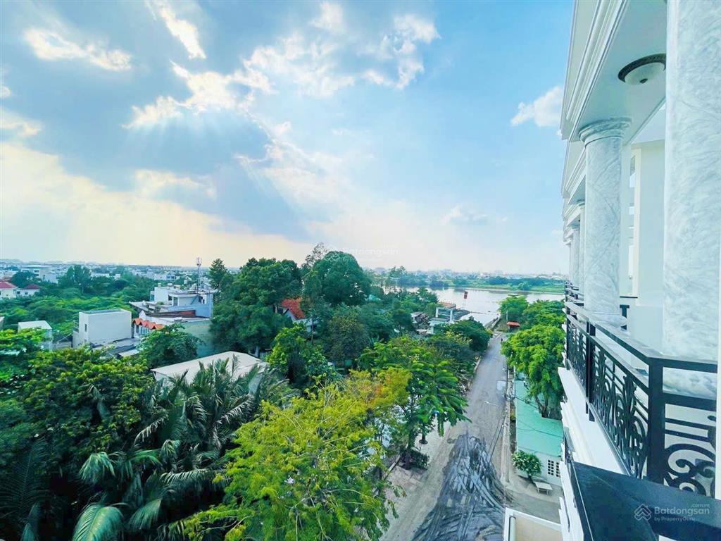 Nhà phố ven sông sài gòn ngay kdt vạn phúc city, sổ riêng, đường thông 12m ô bàn cờ, có thang máy