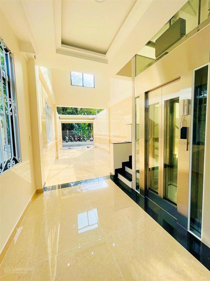 Nhà phố ven sông sài gòn ngay kdt vạn phúc city, sổ riêng, đường thông 12m ô bàn cờ, có thang máy