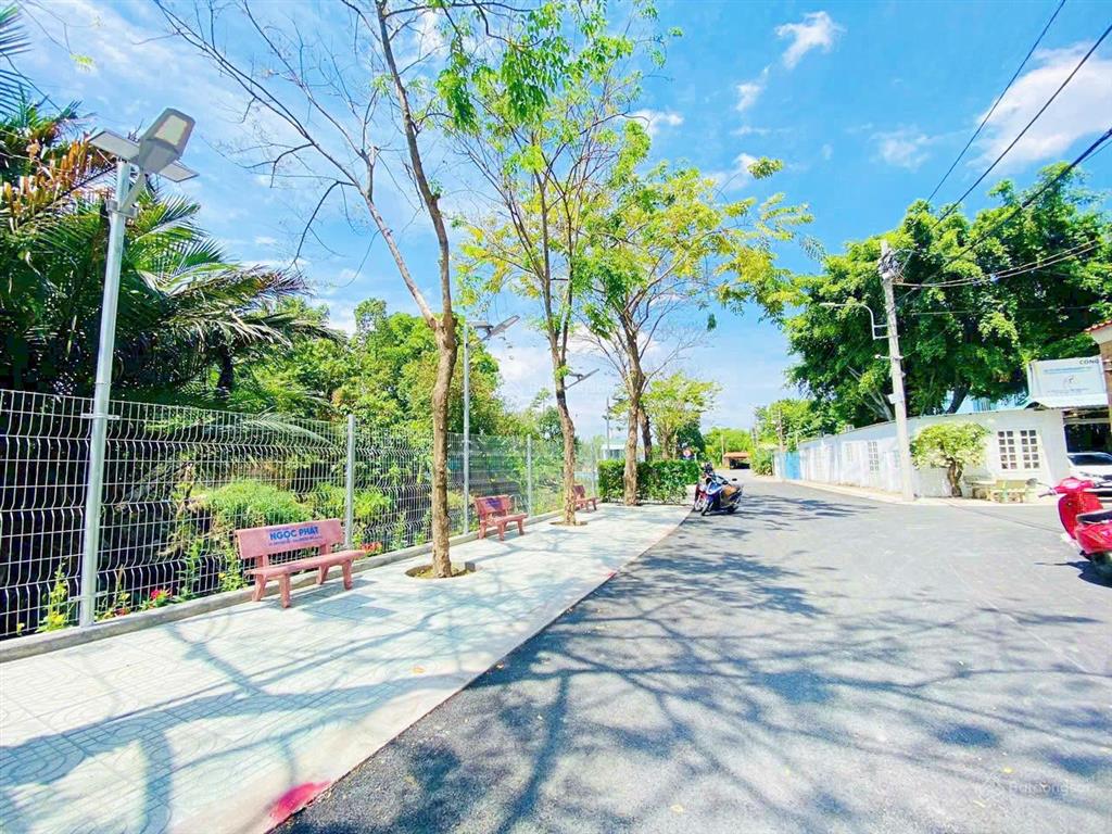 Nhà phố ven sông sài gòn ngay kdt vạn phúc city, sổ riêng, đường thông 12m ô bàn cờ, có thang máy