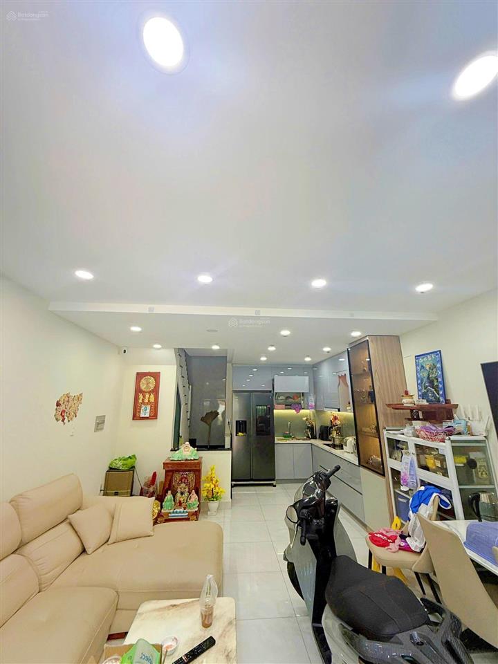 Bán nhà 3 tầng đường 7m gần sông sg liền kề vạn phúc city, cách ql13 200m, sổ riêng hoàn công