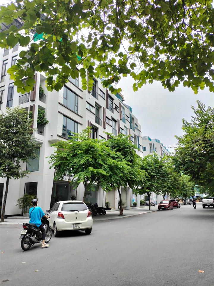 Chính chủ cần bán căn góc galaxy giáp chung cư giá 27 45ty đã hoàn thiện 0822 281 ***