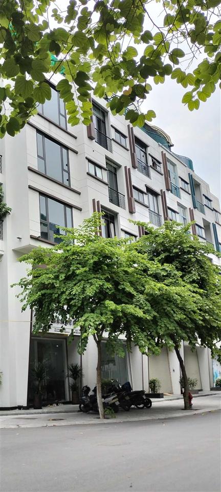 Chính chủ cần bán căn góc galaxy giáp chung cư giá 27 45ty đã hoàn thiện 0822 281 ***