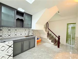 Nhà đang cho thuê 15tr/tháng ngay vĩnh khánh  quận 4. hạ giá bán gấp (tl) sổ hồng chính chủ