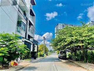 Mở bán gđ cuối đất ngay dự án gò cát, rio centro quận 9. dt 80m2.  0903 632 *** quân giá 35tr/m2