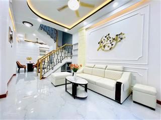 [ 2.8 tỷ ] bán nhà riêng tại ngô gia tự, phường 4, quận 10. hẻm xe hơi. dt 40m2.  0903 632 ***