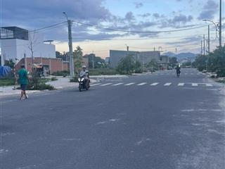 Lô đất tái định cư ngọc hiệp. phường ngọc hiệp, nha trang. đã có sổ.  0978 082 *** mr tuấn