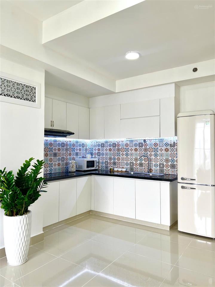 Bán căn 2 phòng ngủ the park view đẹp full nội thất 2.89 tỷ 0375 713 ***