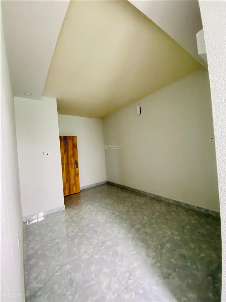 Cho thuê phòng trọ cao cấp siêu mới thoáng ngay chân cầu tân thuận sát đh ufm  ntcb