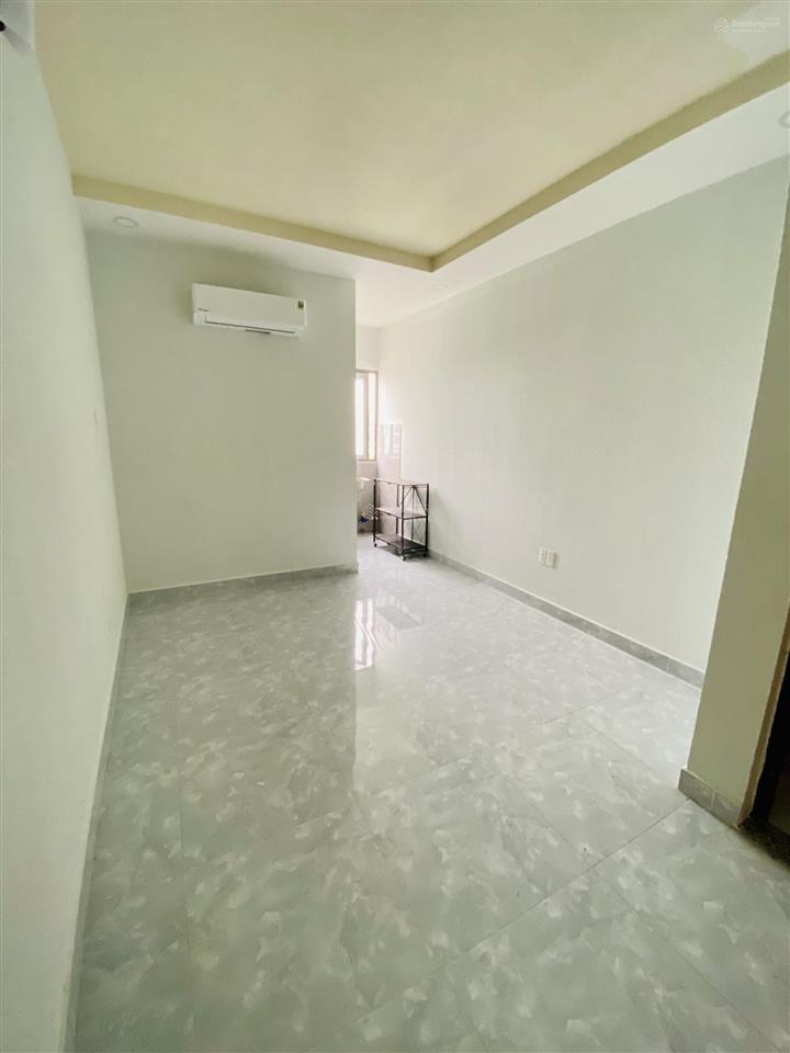 Cho thuê phòng trọ cao cấp siêu mới thoáng ngay chân cầu tân thuận sát đh ufm  ntcb