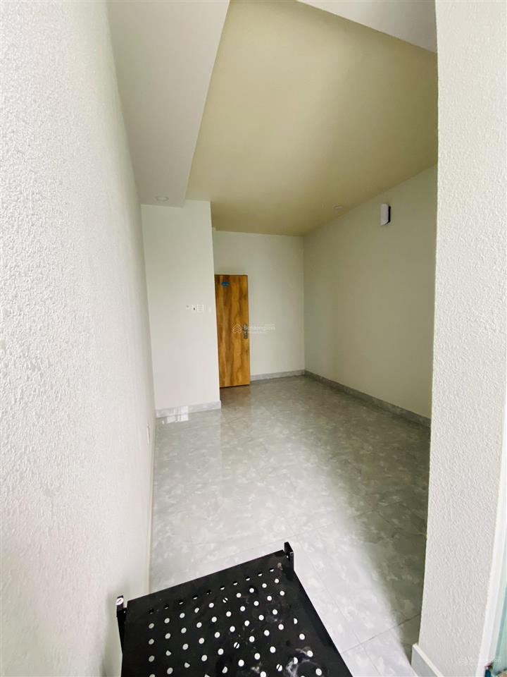 Cho thuê phòng trọ cao cấp siêu mới thoáng ngay chân cầu tân thuận sát đh ufm  ntcb