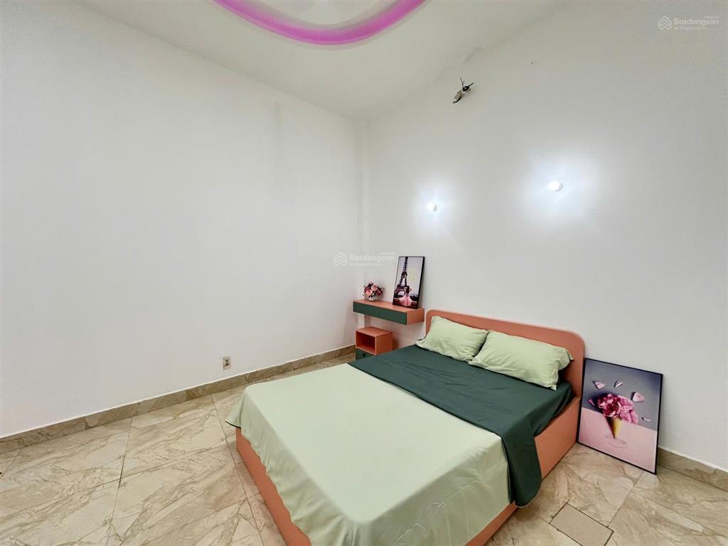 Căn hộ 1pn tách bếp mới tinh ngay đường tôn thất thuyết q4 chỉ 5tr5.  0378 869 ***